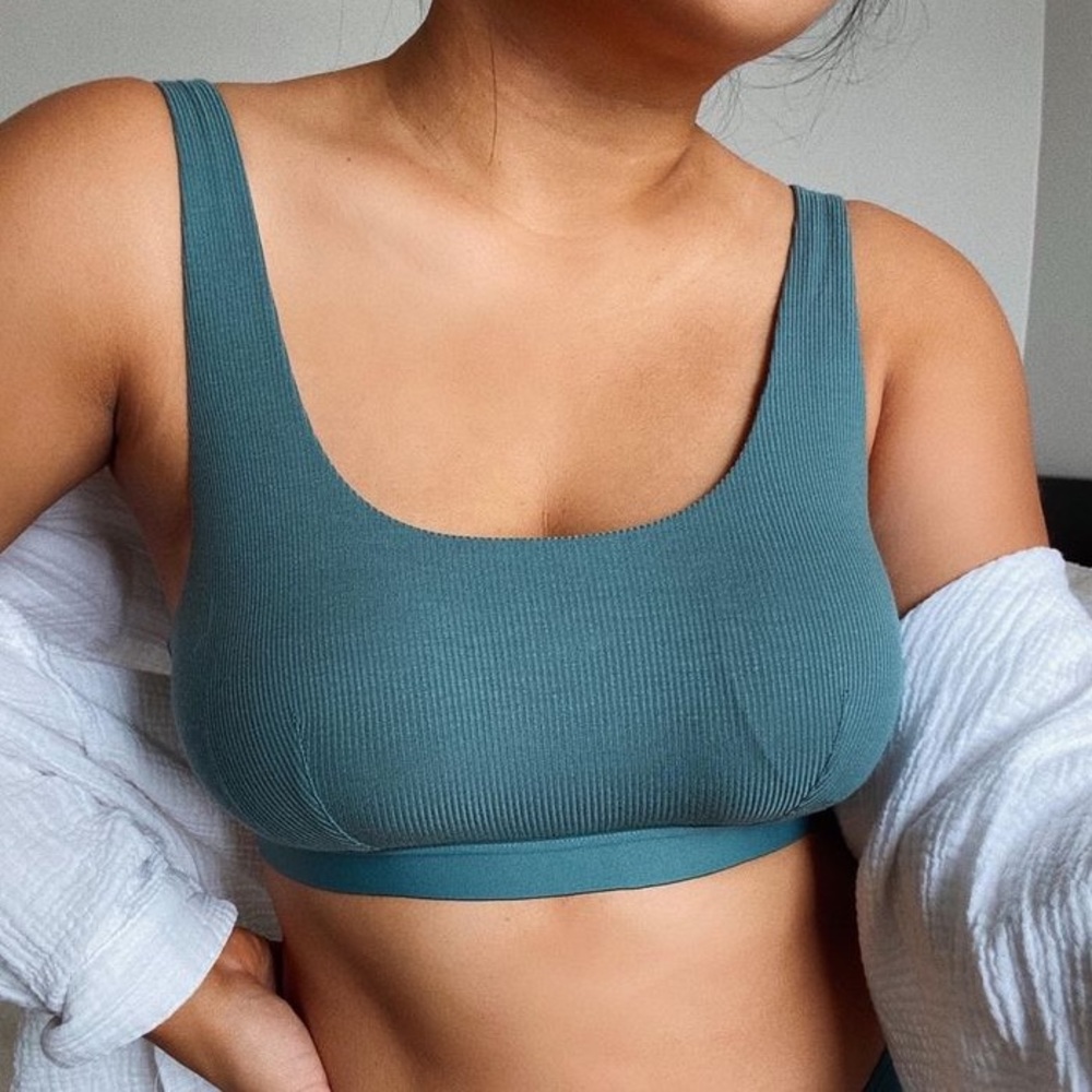 Lively ribbed bralette